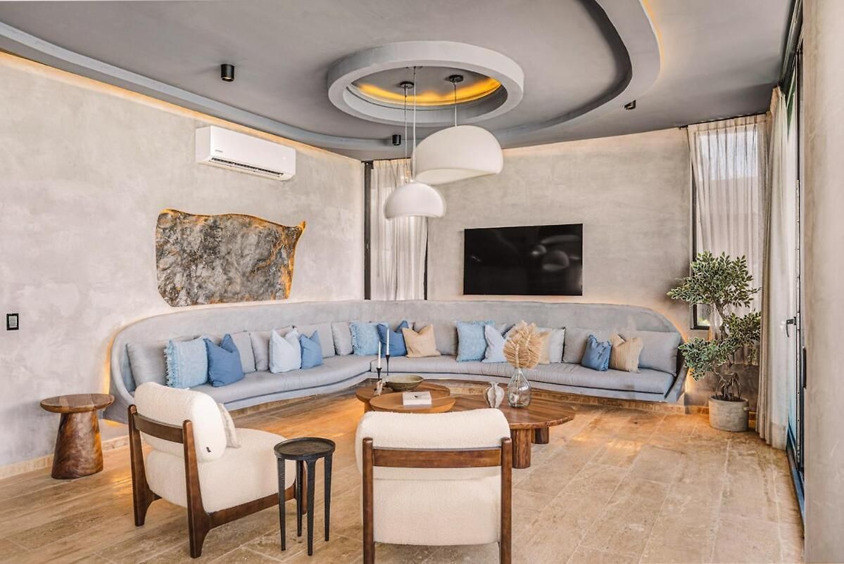 Beachfront 3br Penthouse W Private Pool Hot Tub & Gym Tulum
