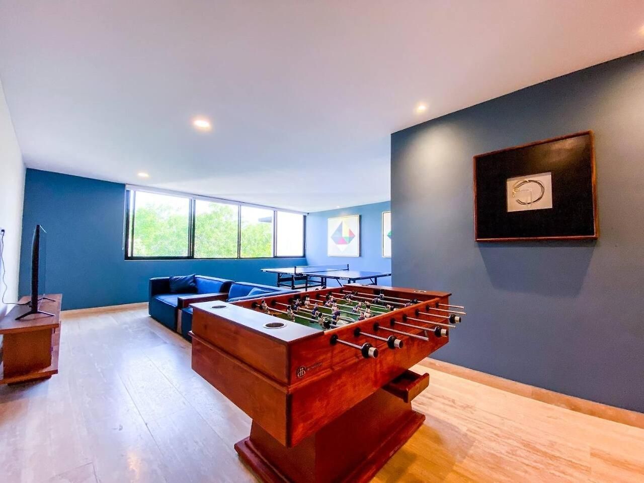 Chic Retreat With Wellness Amenities *