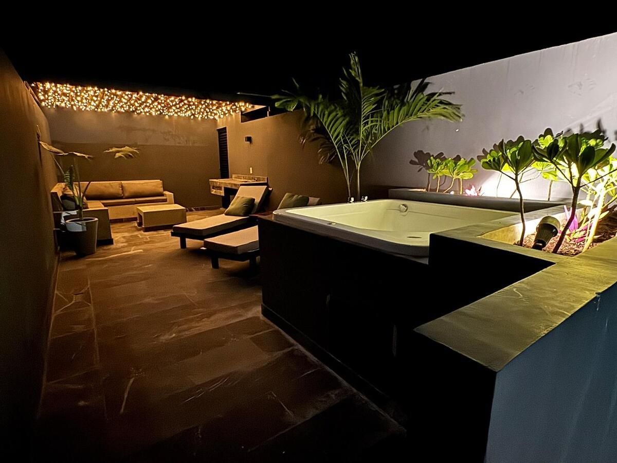 2 Bed Penthouse Private Rooftop Apartment