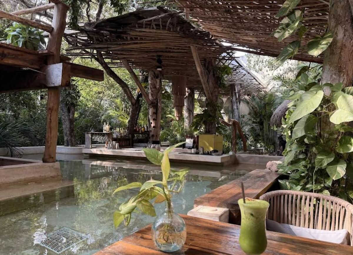 Apartment Unwind In | Pool & Private Patio