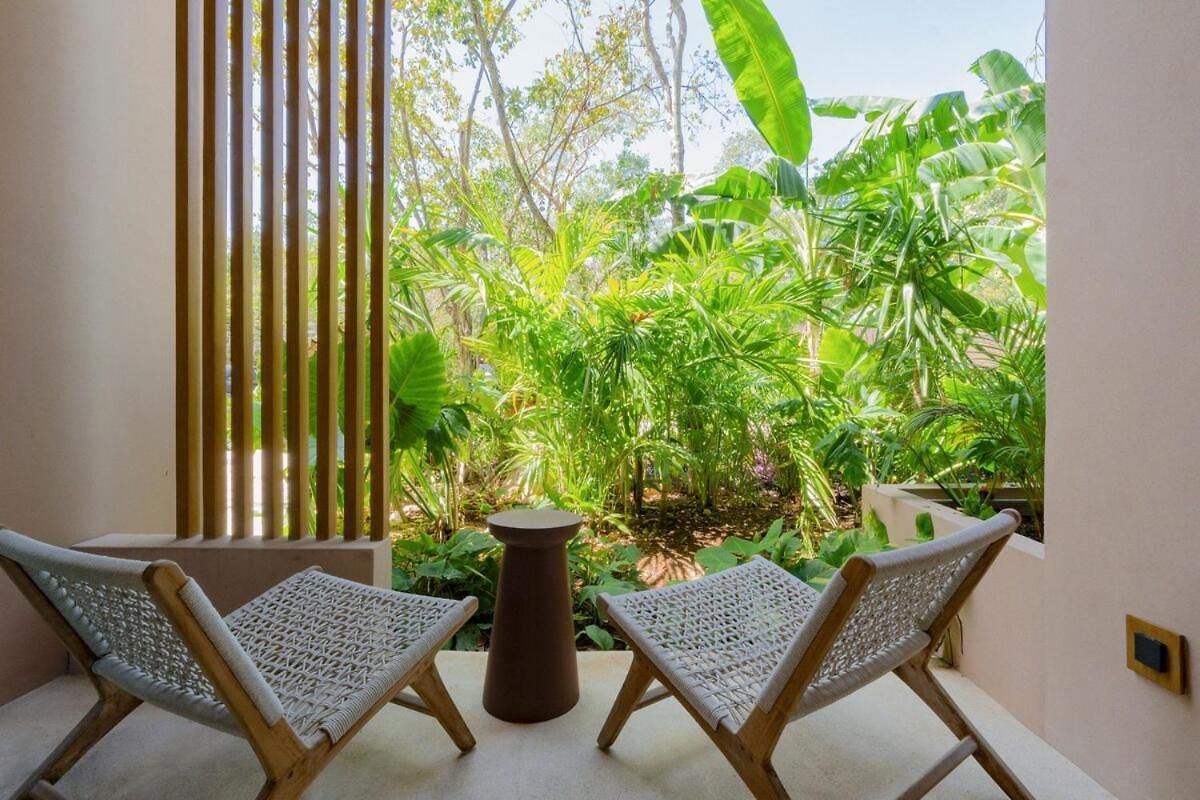 Aflora Wellness & Luxury Escape Apartment