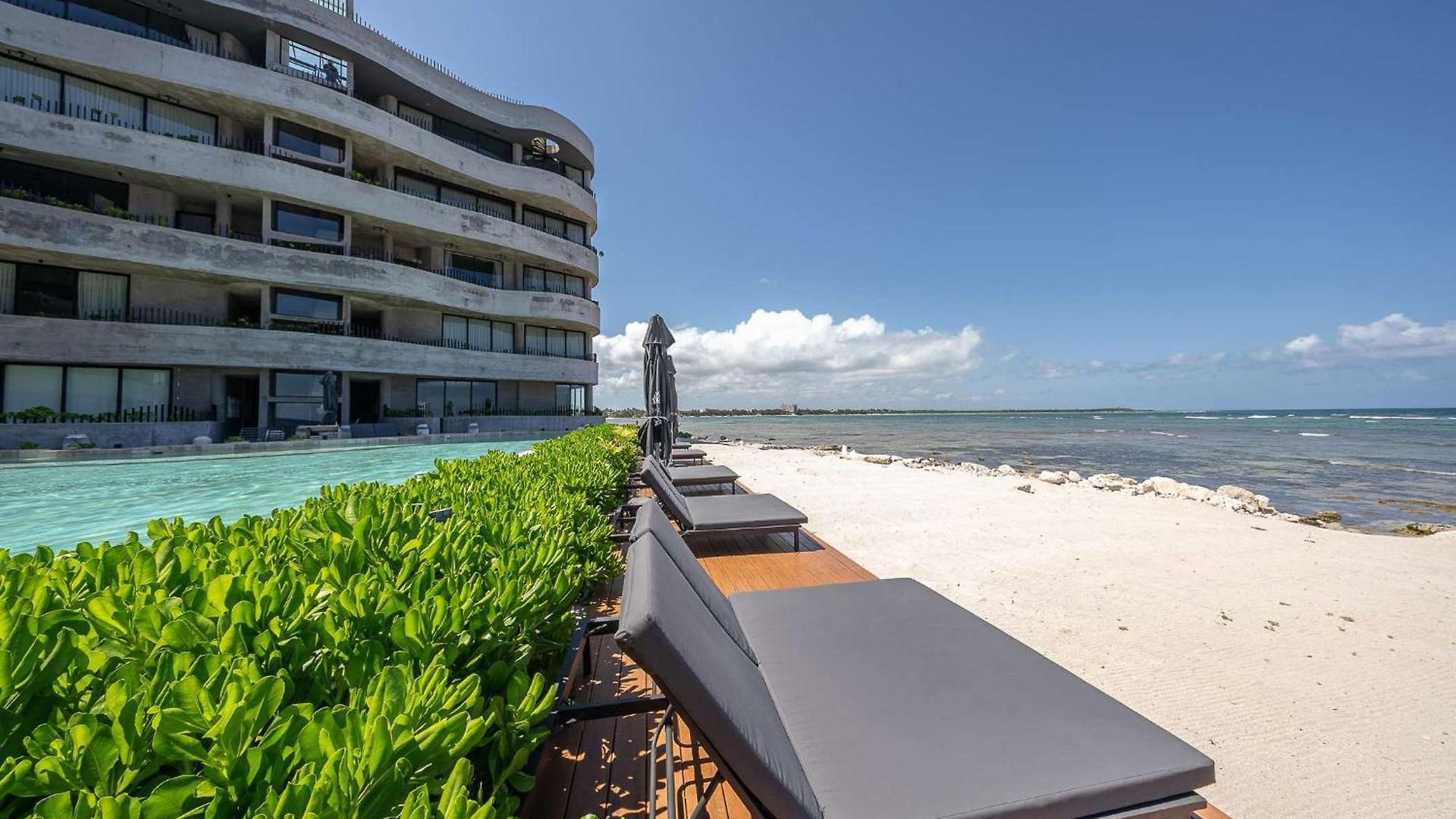 Oceanfront 3br Luxury Maiim Tankah With Pool & Gym * Tulum