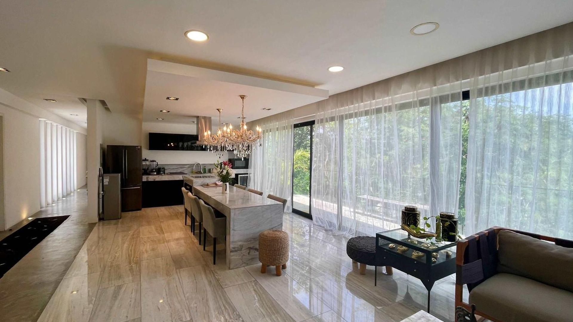 Black House - Modern 3br With Private Pool *