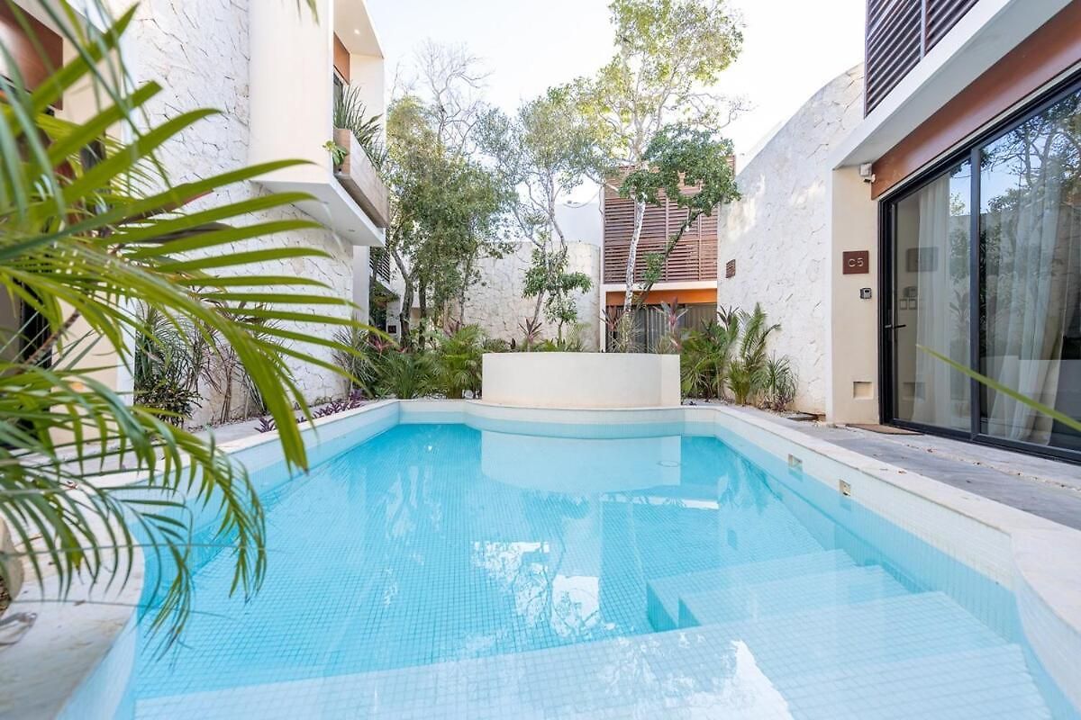 Noil By Nomad Humans Residences