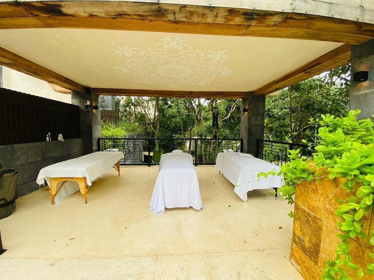 Apartment Talulah Amazing 3 Bdr Penthouse Private Pool *