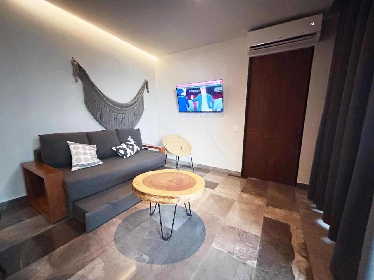 Sasil Luxury Iik Apartment