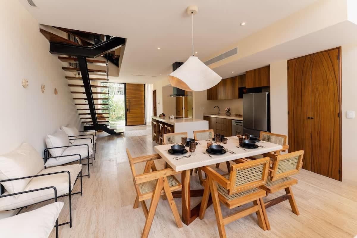 Private Oasis Mistiq, Rooftop Pool, Shuttle Villa