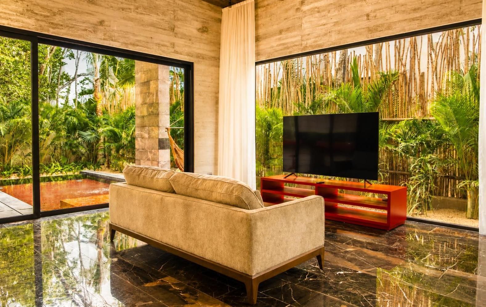 Tuuk: Luxury 5-bedroom With Private Pool And Concierge Villa