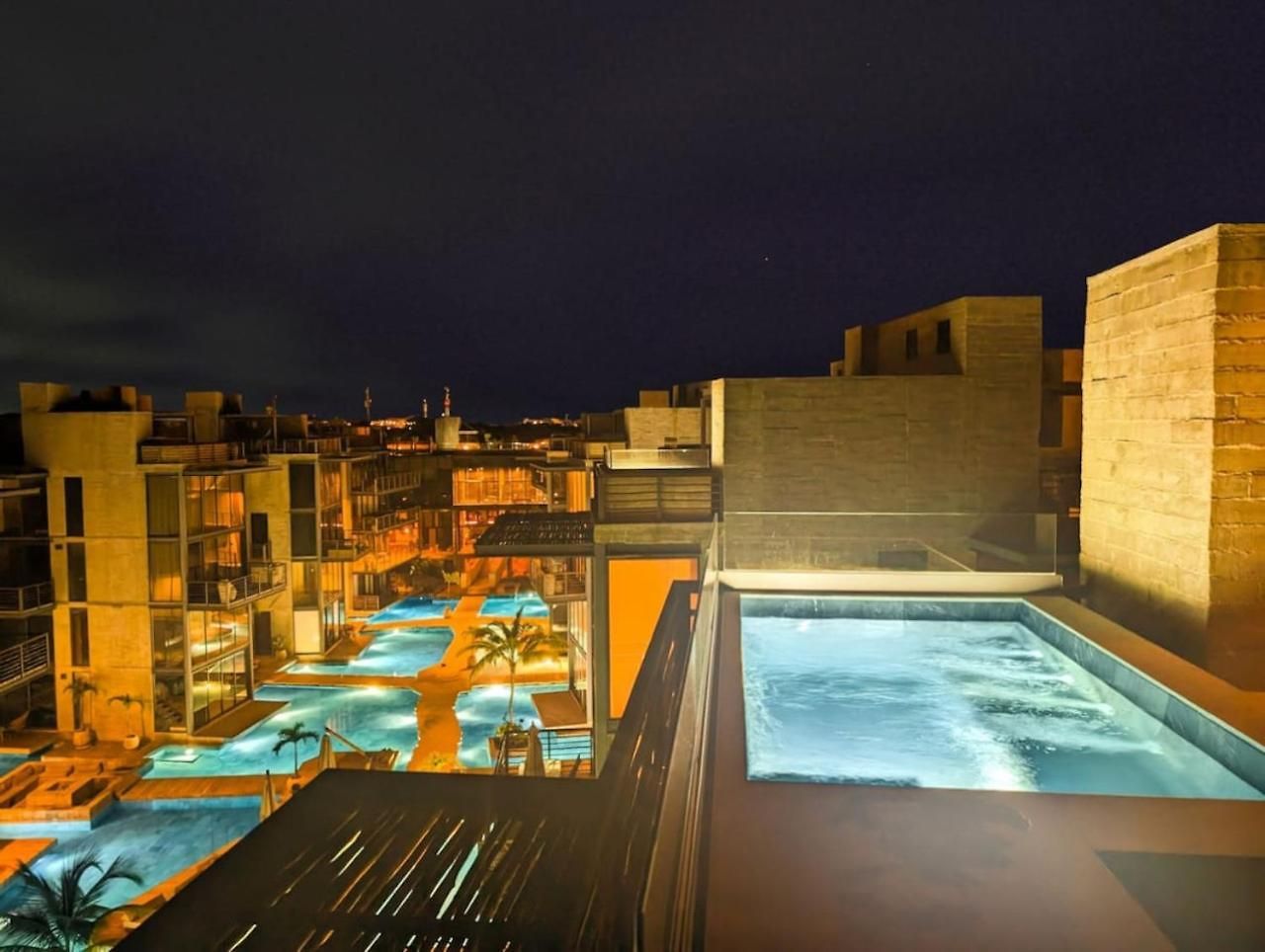 Holiday home 2Br Tulum Oasis | Pool, Sauna & Gym *