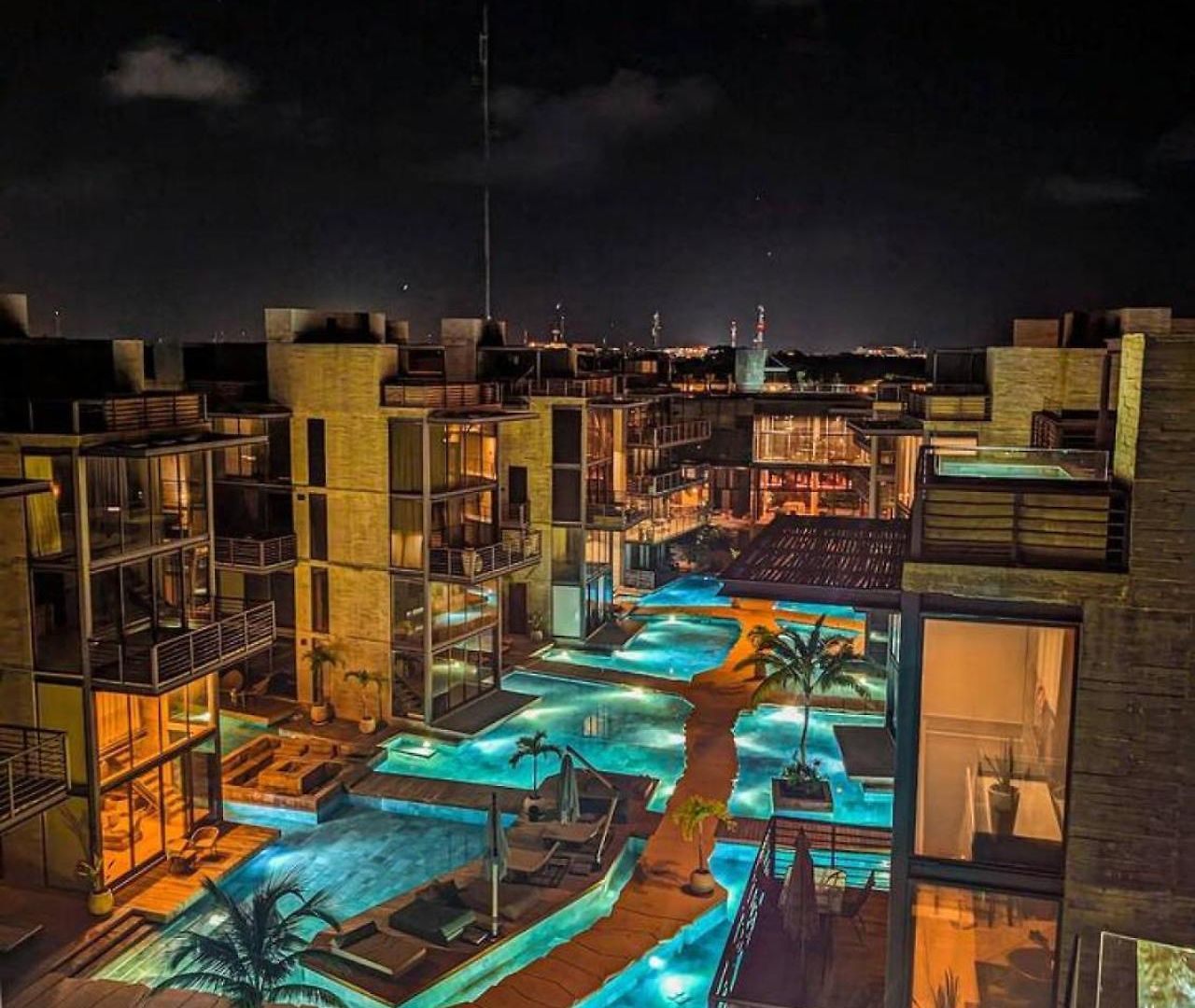 Holiday home 2Br Tulum Oasis | Pool, Sauna & Gym