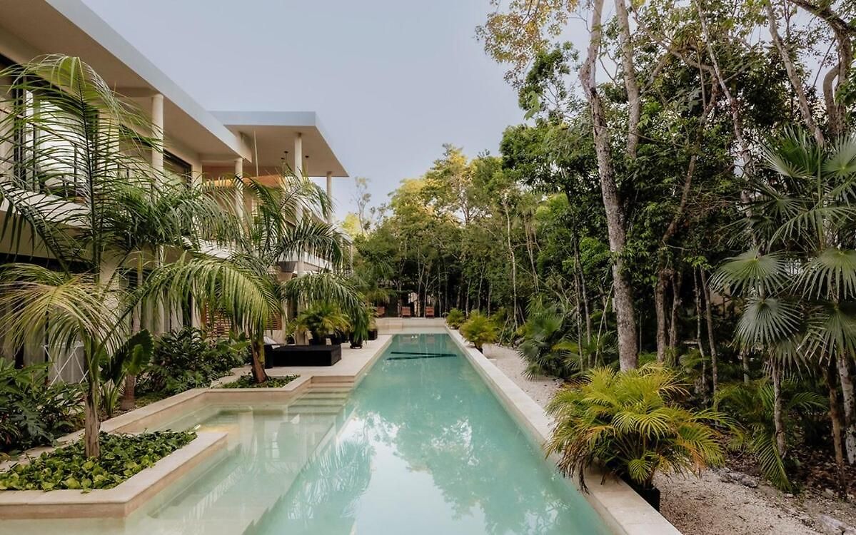 Apartment Attha Bliss Swim Up