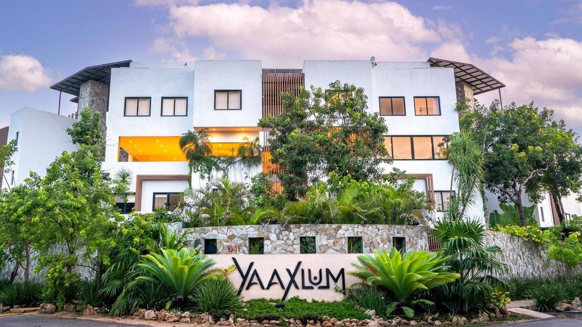 Oasis Yaaxlum * Tulum