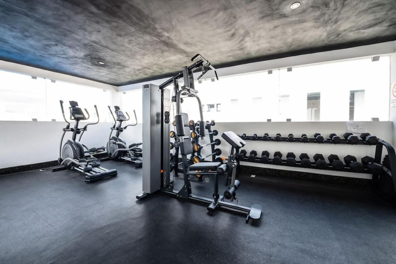 2br Retreat Rooftop Pool Gym Movie Theatre * Tulum