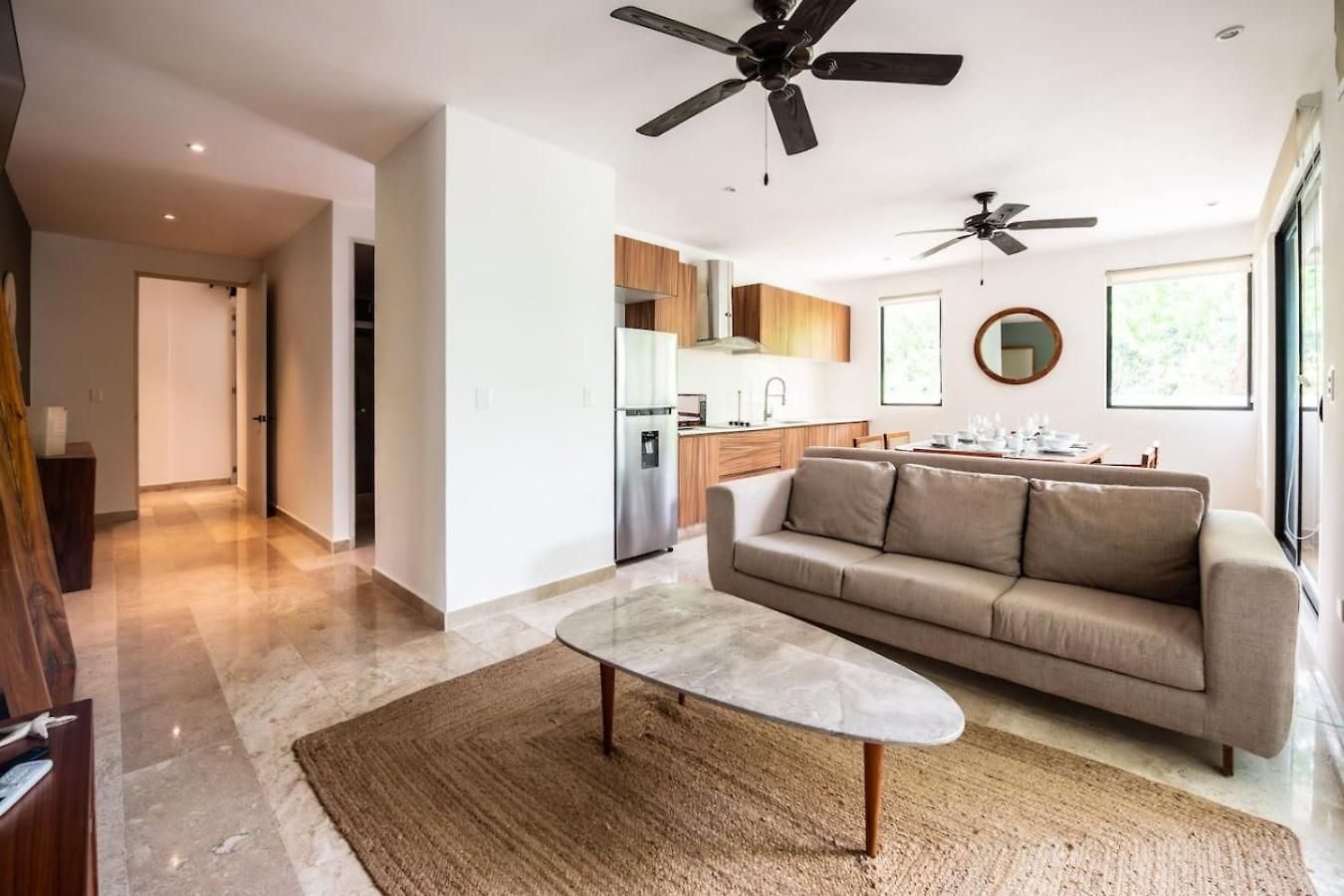 2br Retreat Rooftop Pool Gym Movie Theatre Apartment *