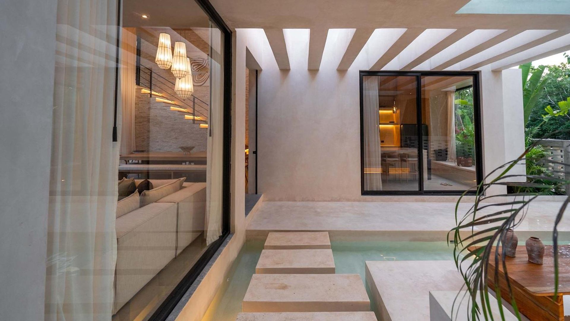 Villa Casa W - Style 8 Bedroom With 2 Pools *