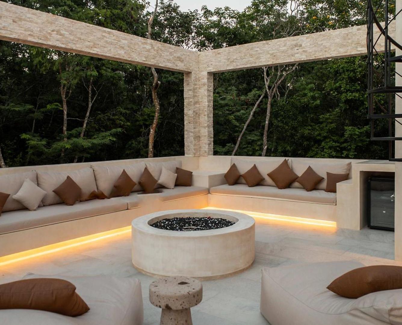 Villa Casa W - Style 8 Bedroom With 2 Pools
