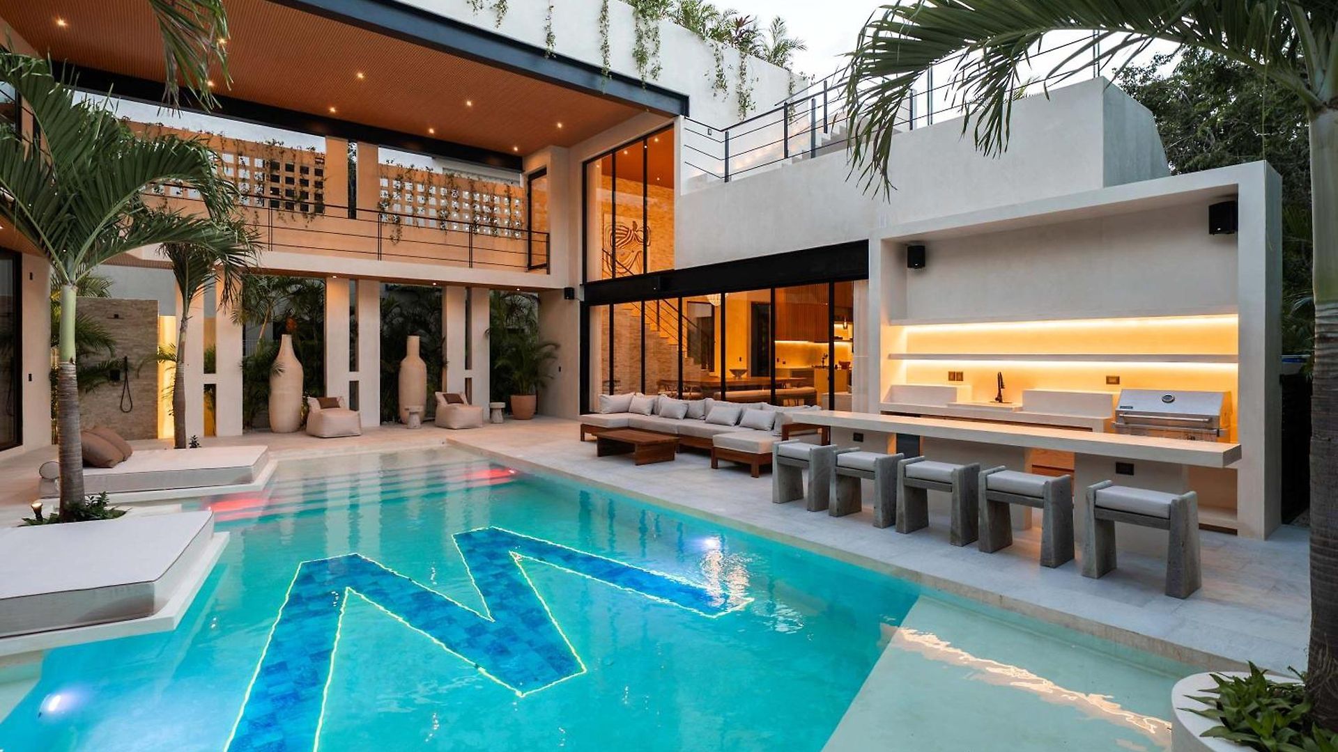 Casa W - Style 8 Bedroom With 2 Pools