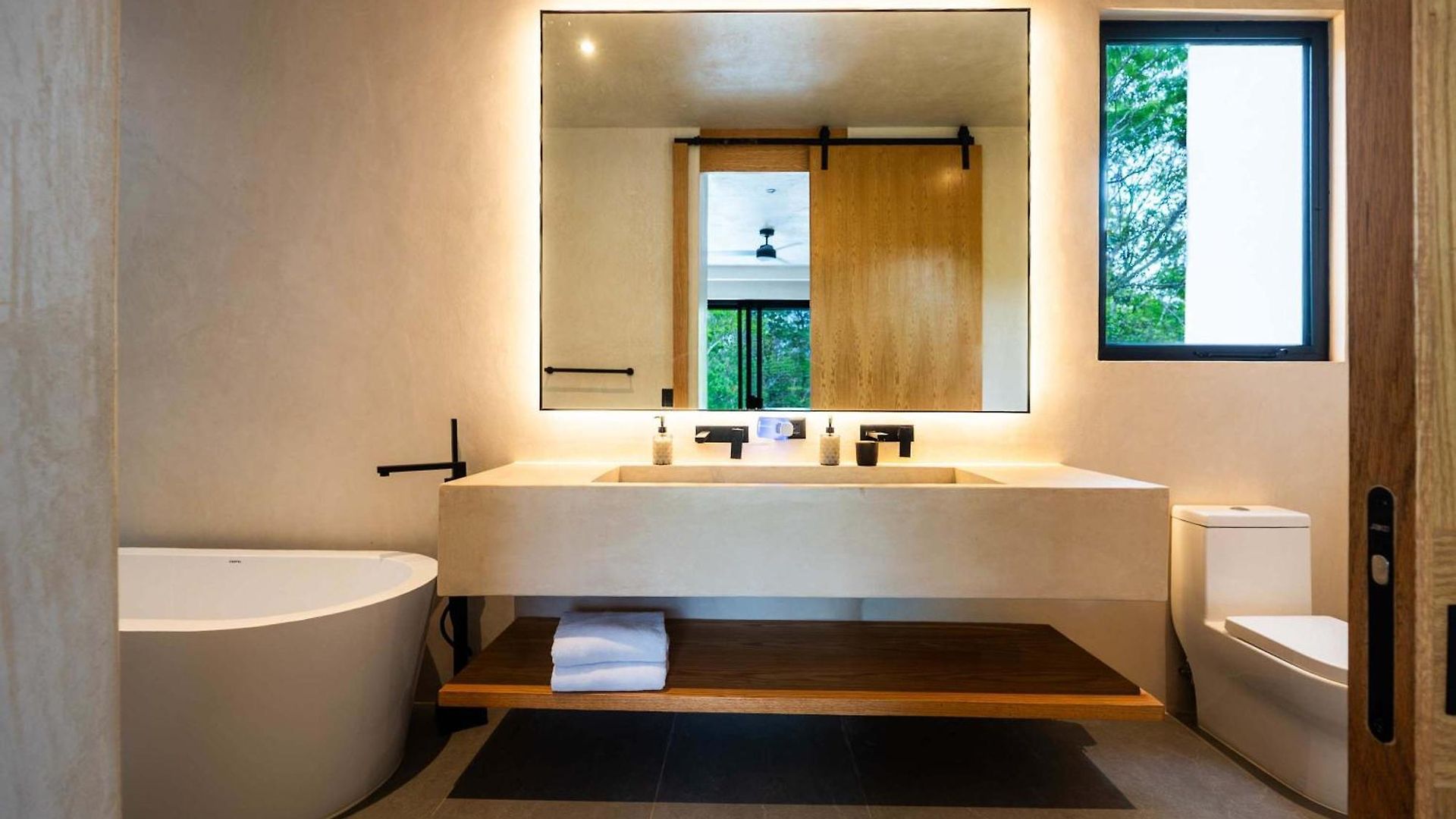 Casa W - Style 8 Bedroom With 2 Pools