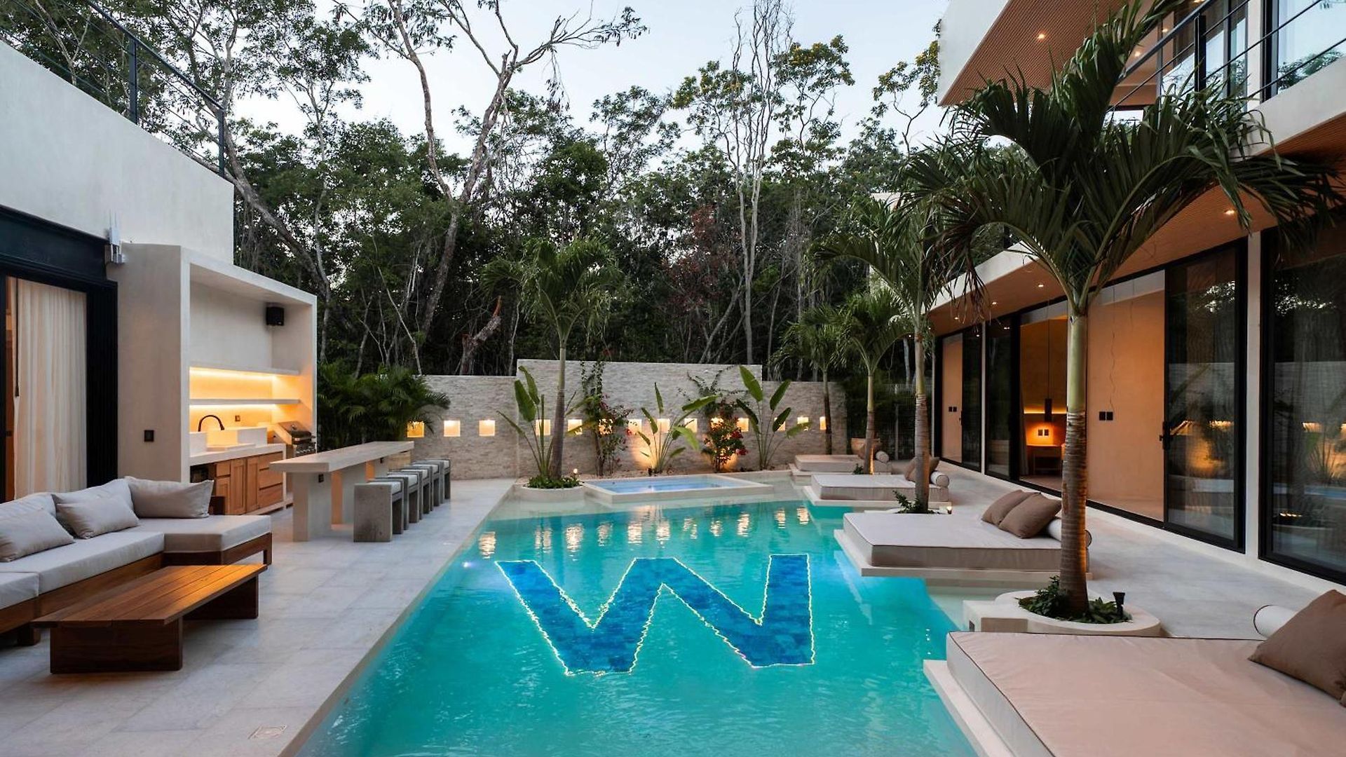 Villa Casa W - Style 8 Bedroom With 2 Pools