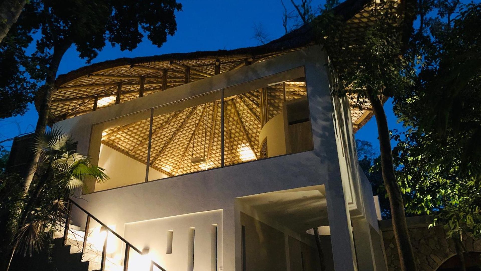 Romantic Star Bath Suite, Cave Pool & Yoga Center Lodge *