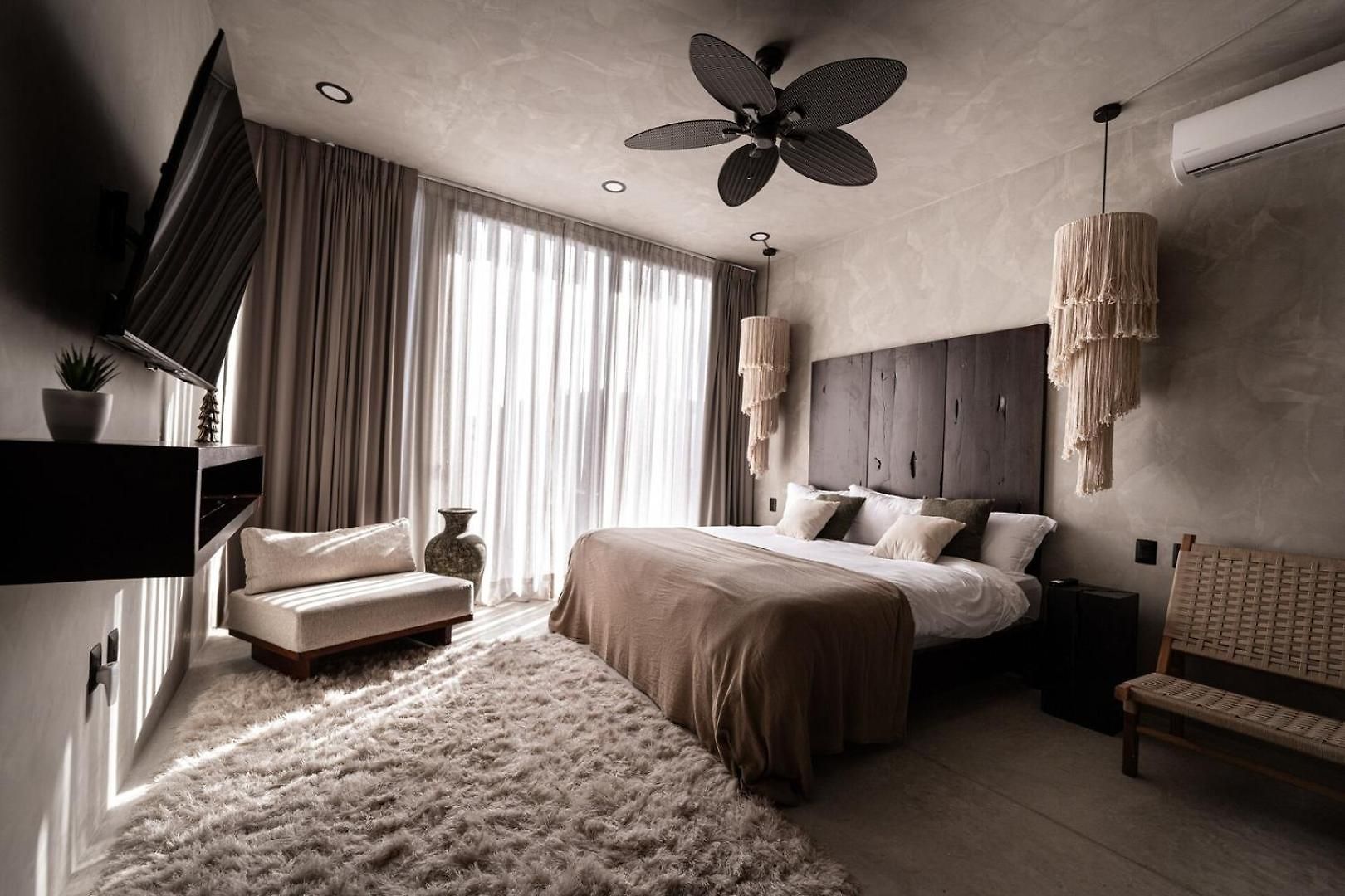 The Four Luxury Villas, 8 Pools, 15 Brs, 38 Pax Villa Tulum