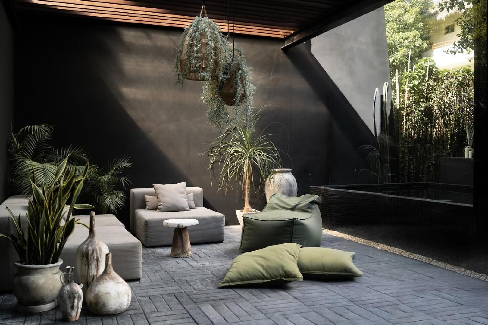 The Four Luxury Villas, 8 Pools, 15 Brs, 38 Pax Tulum