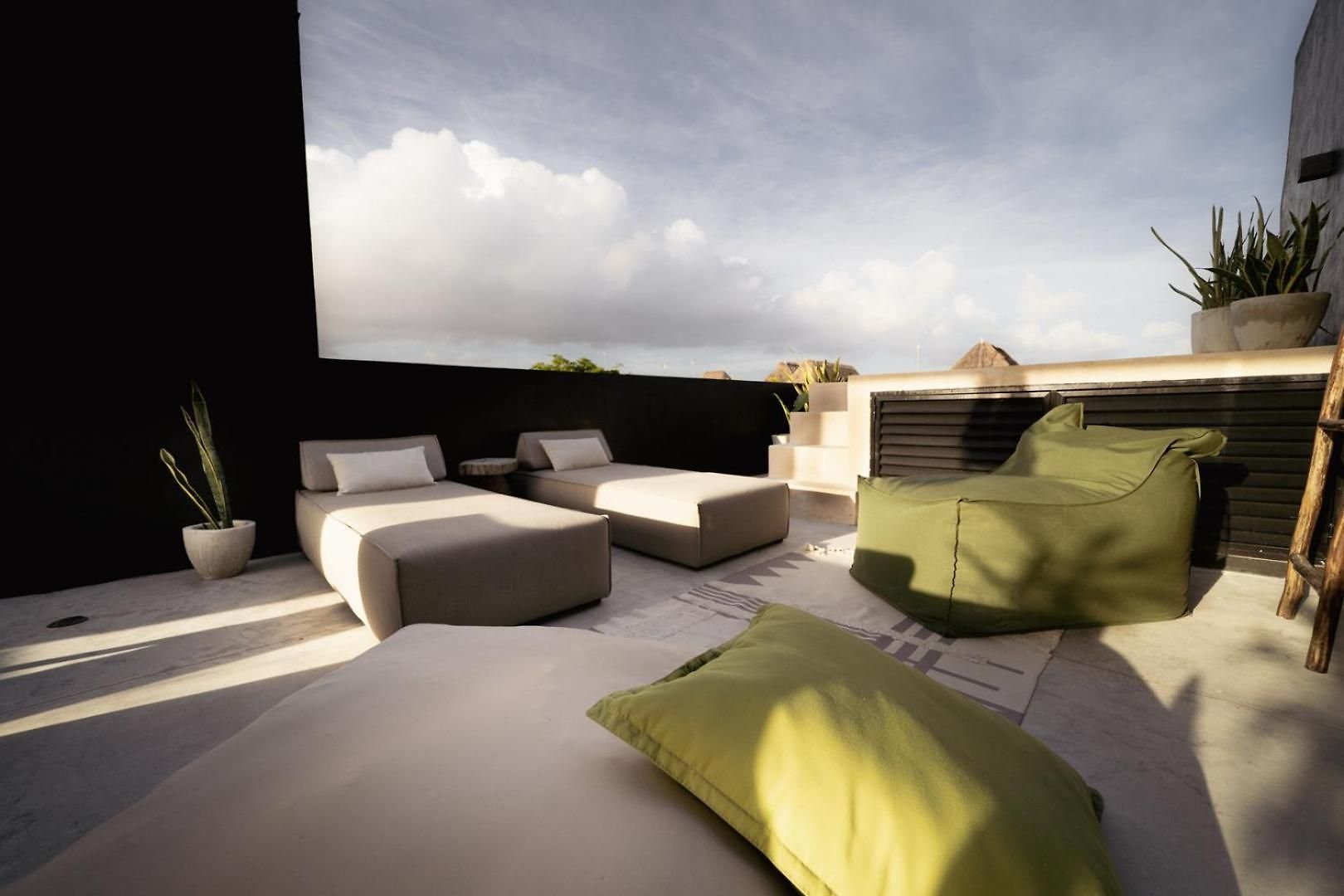 Villa The Four Luxury Villas, 8 Pools, 15 Brs, 38 Pax Tulum