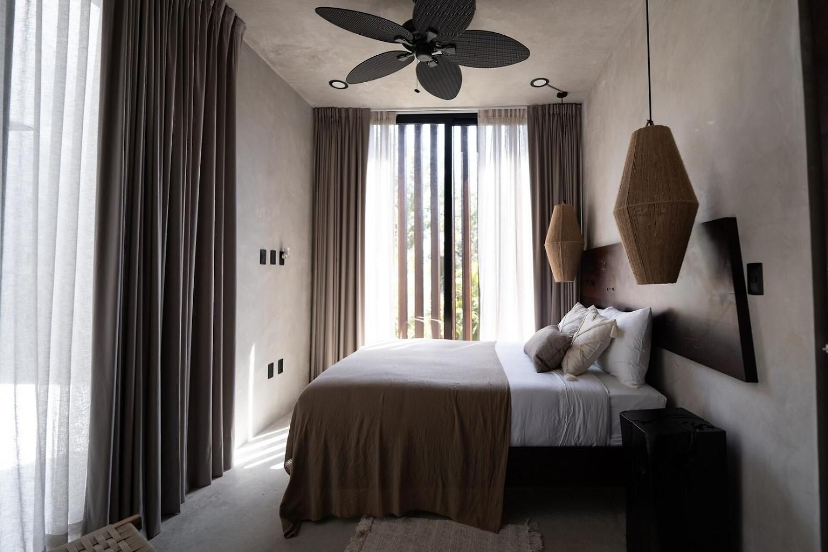 Villa The Four Luxury Villas, 8 Pools, 15 Brs, 38 Pax
