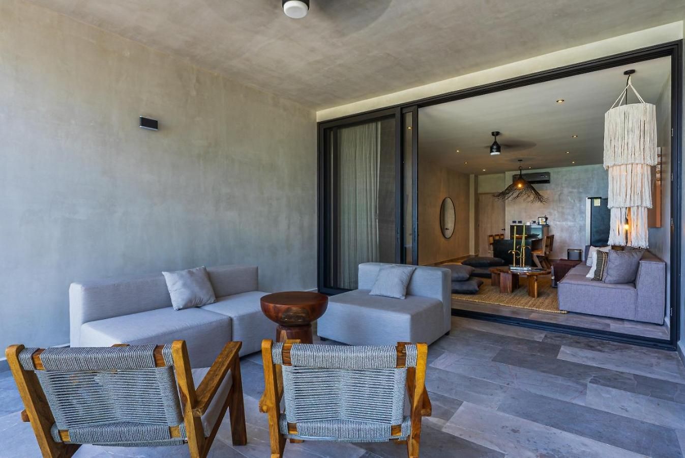 Luxury Beachfront 3br Apartment Tulum