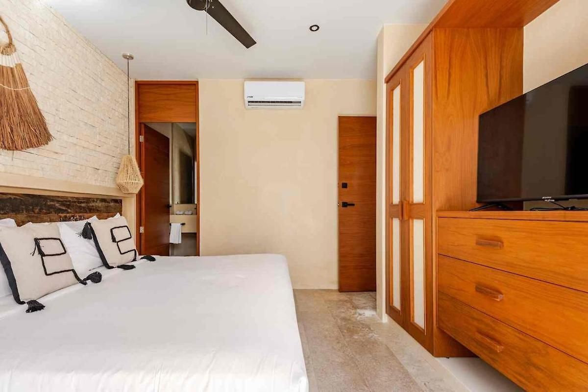 Deja Vu Ph 410 Luxury 3br & Private Pool By Sandy Powerful Apartment *