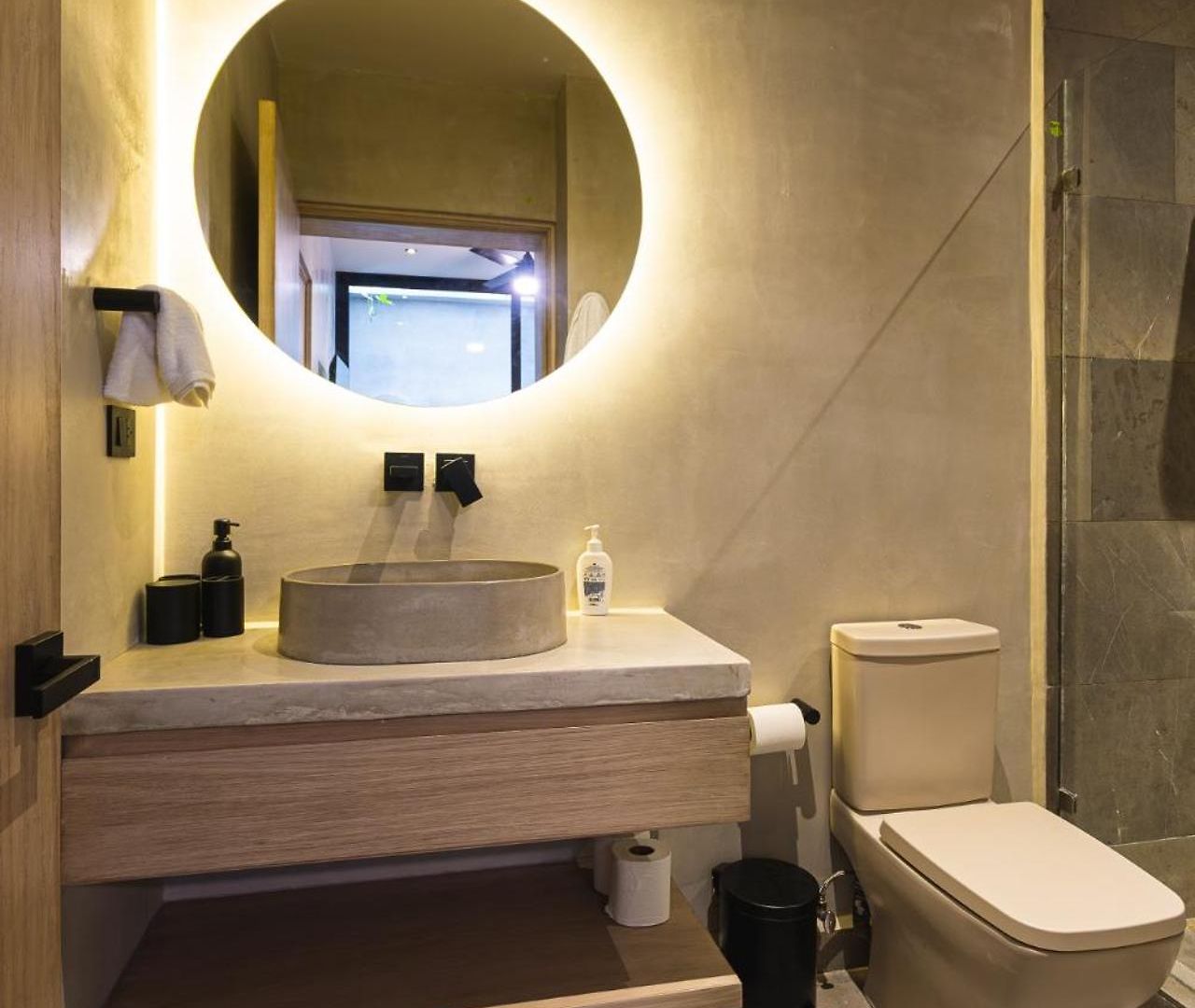 Luxury Beachfront 3br Tulum