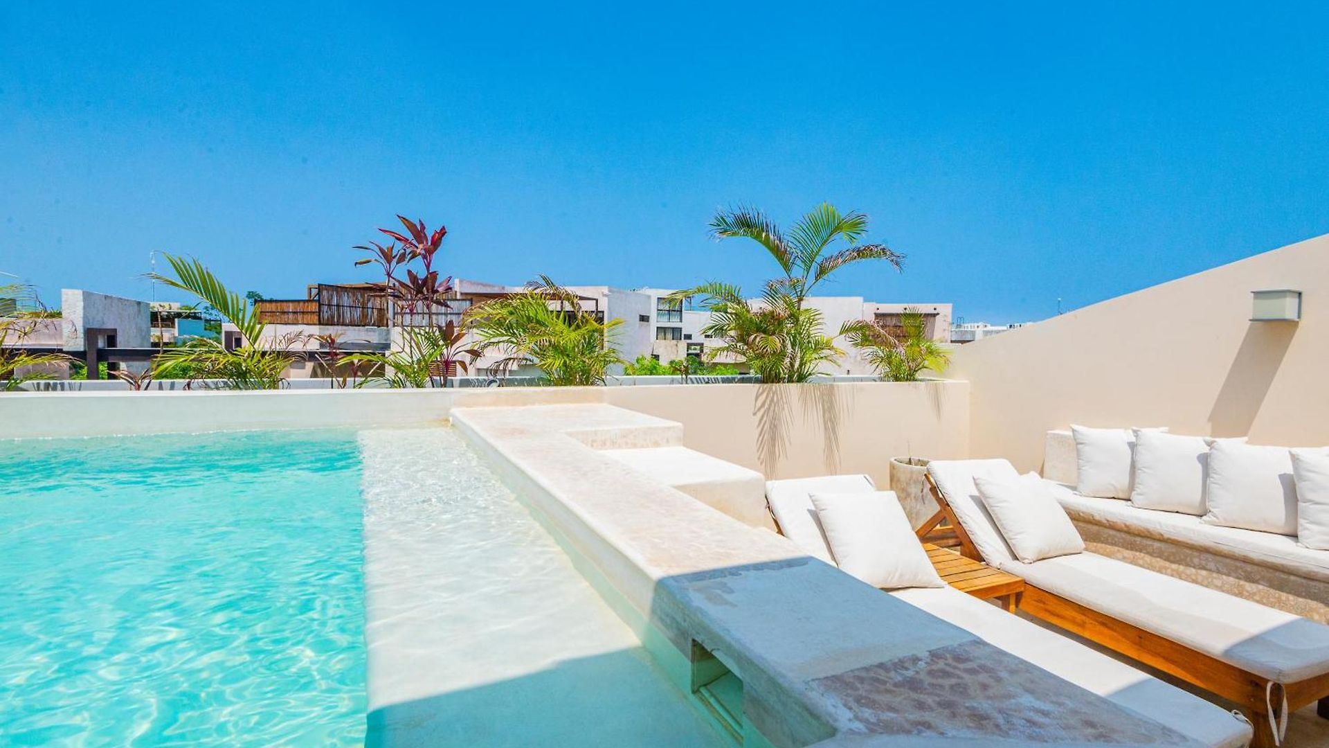 Aruna Tulum