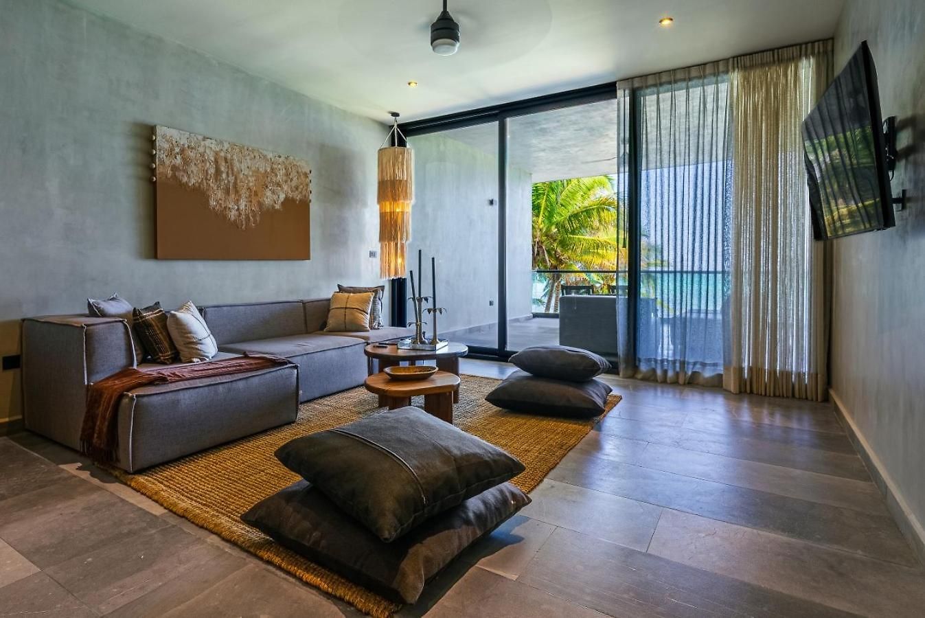 Luxury Beachfront 3br Tulum