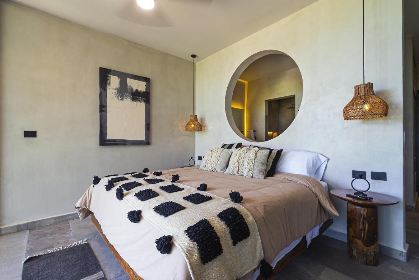 Luxury Beachfront 3br Apartment