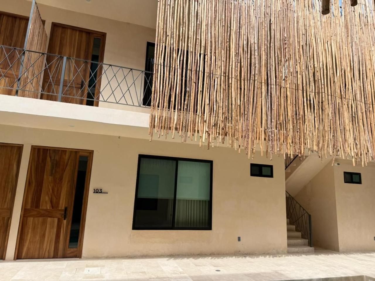 Apartment Lapso At *