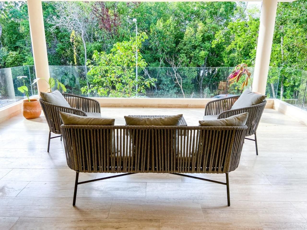 Apartment Chic Retreat With Wellness Amenities *