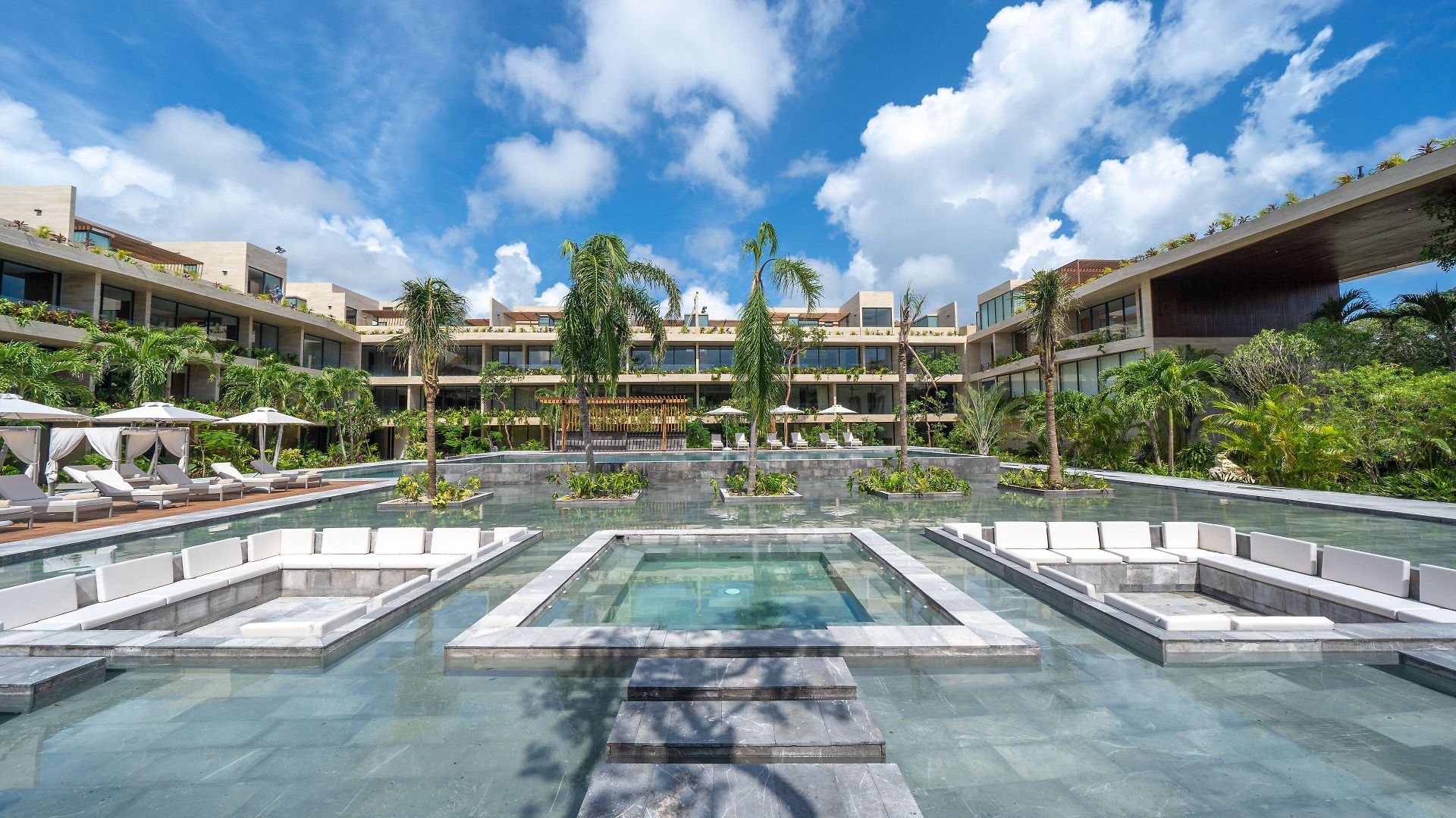 Mistiq Tulum