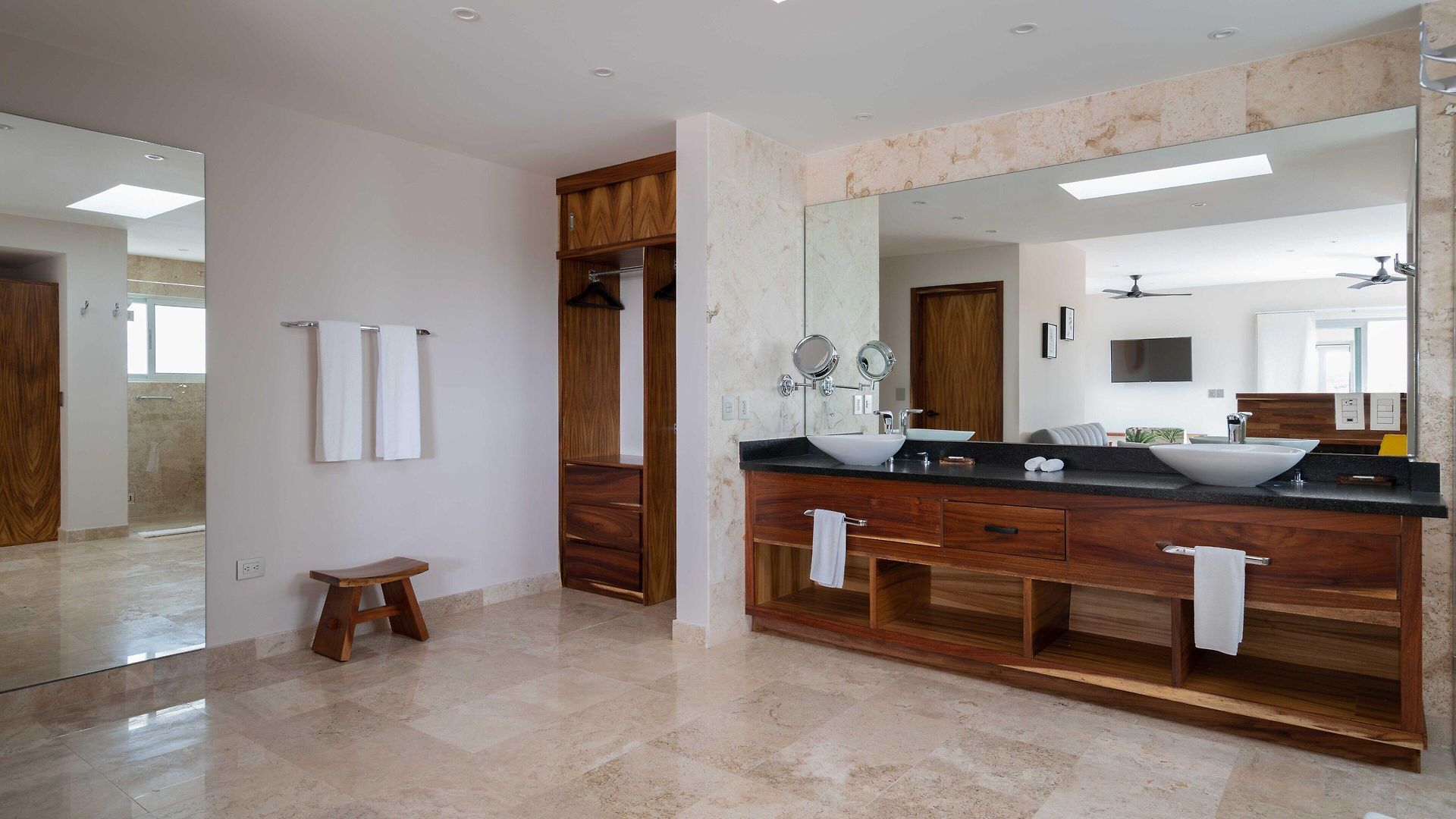 Valhalla Residences By Biwa