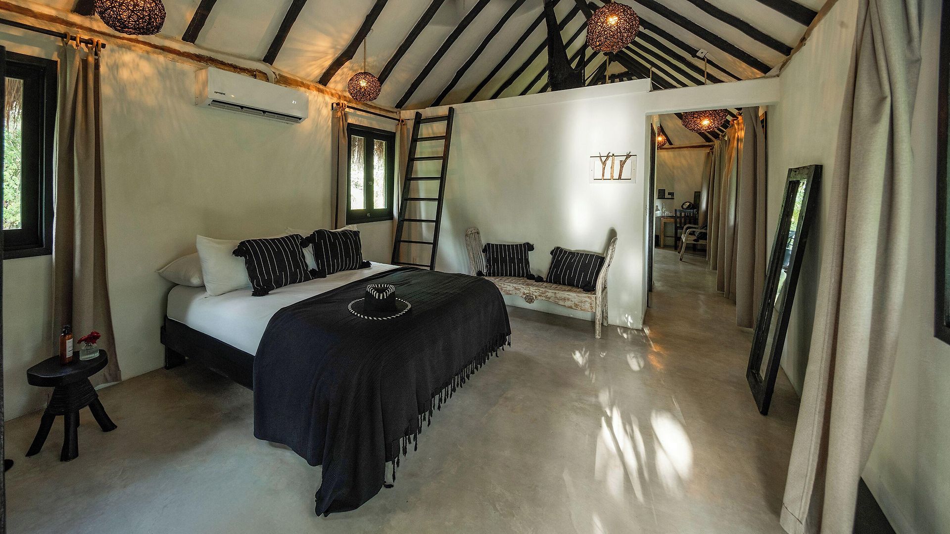 Hotel Nest 4*