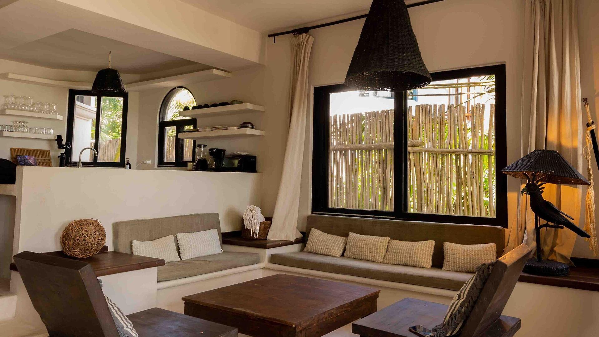 Nest Hotel 4*