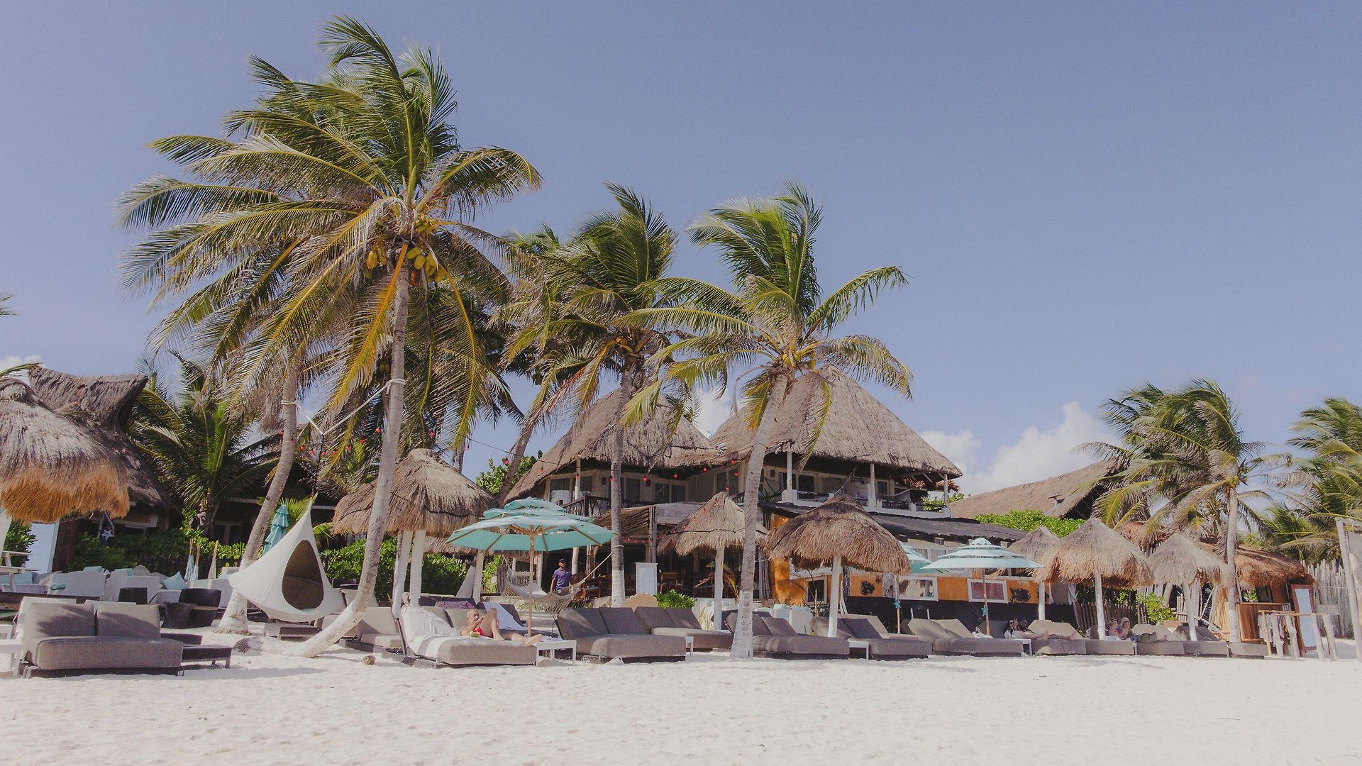 Estrellas - Located At The Party Zone 4*