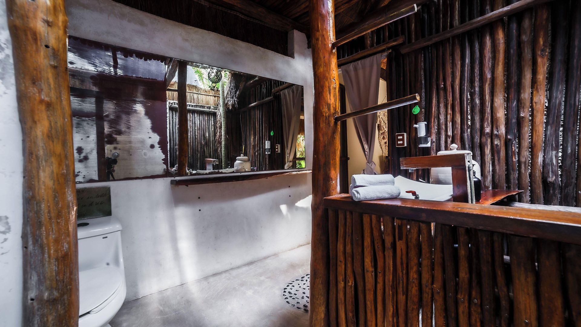 Hotel Co.bañitas