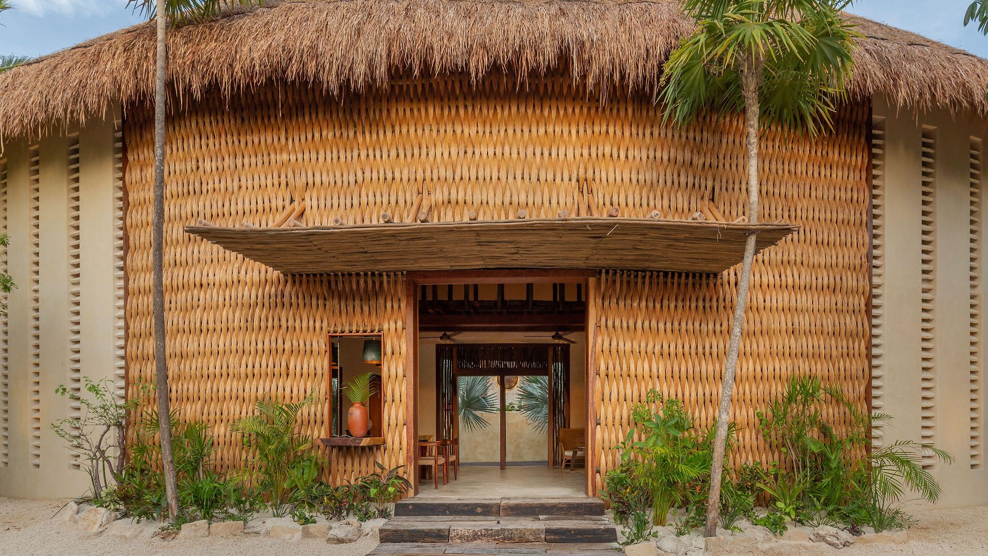 Ma'xanab Hotel
