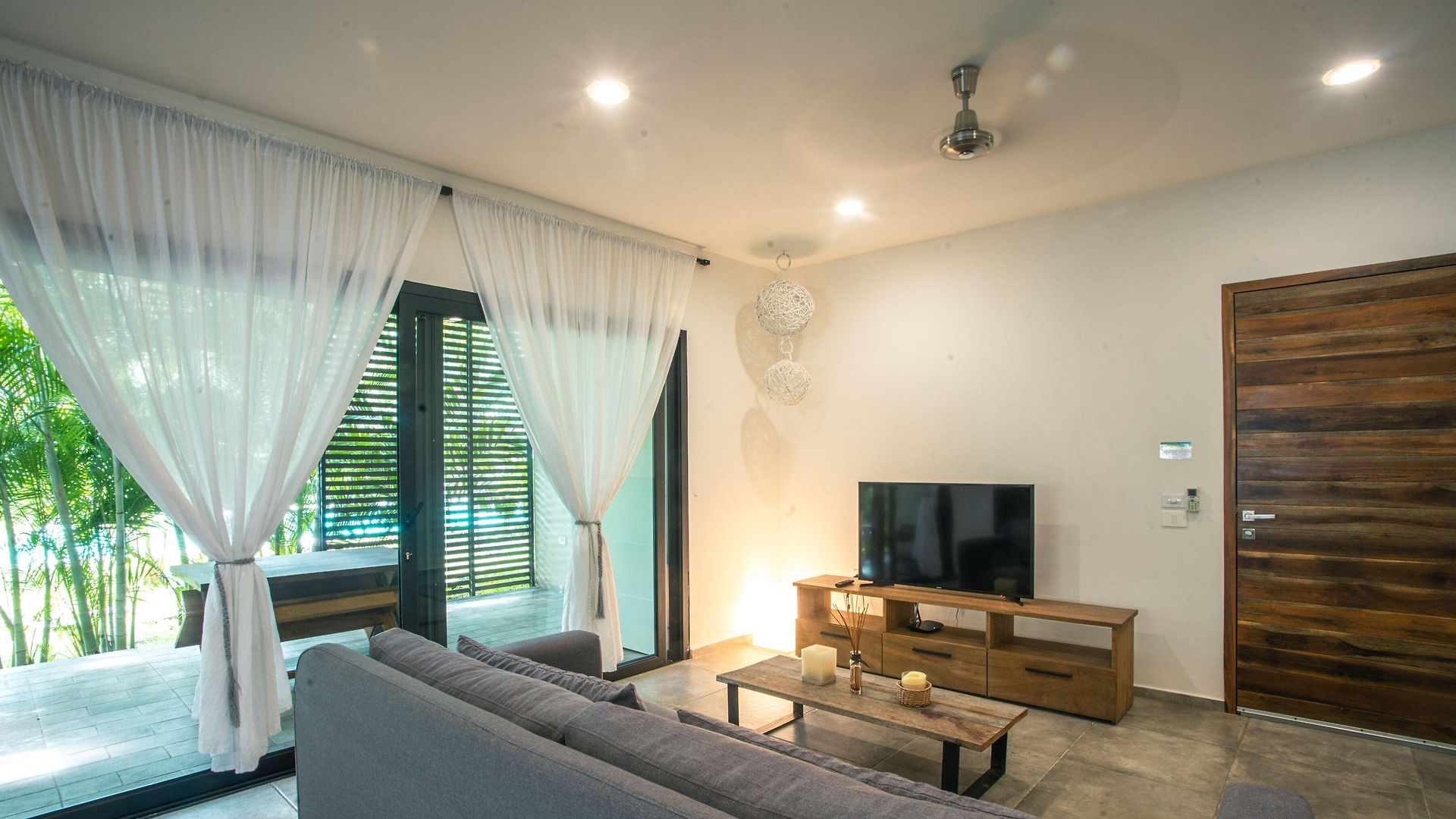 Panacea Aparthotel 4*