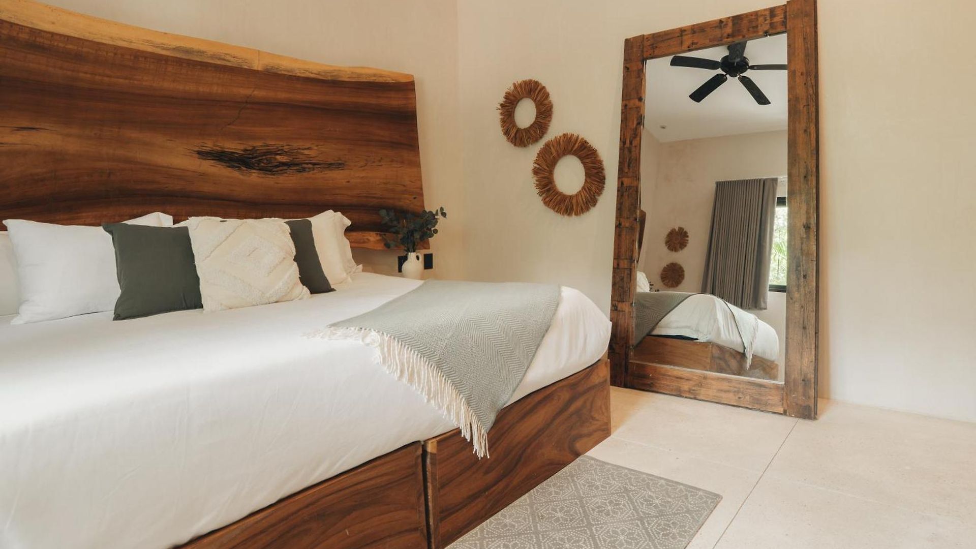 Stylish 3bd3ba In Tulum's Neighborhood Holiday home Tulum