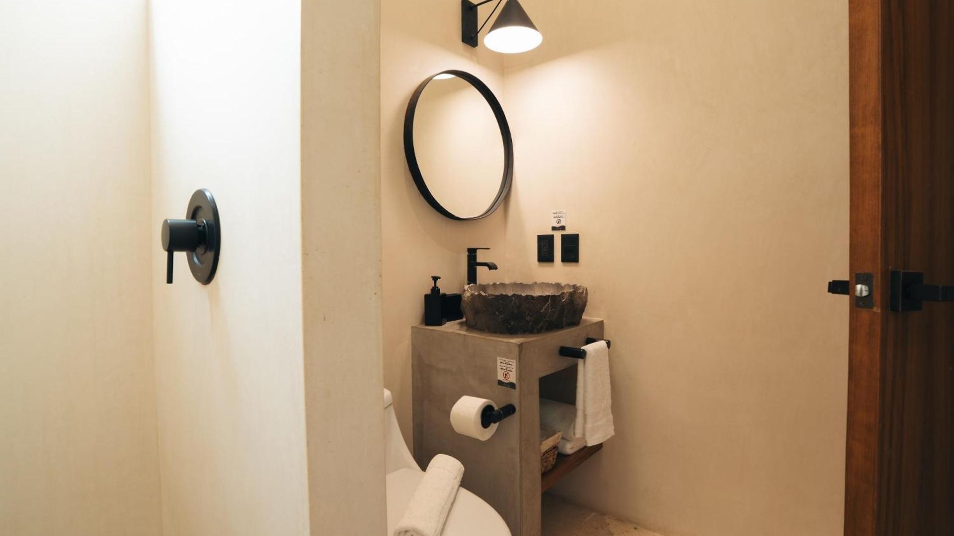 Holiday home Stylish 3bd3ba In Tulum's Neighborhood