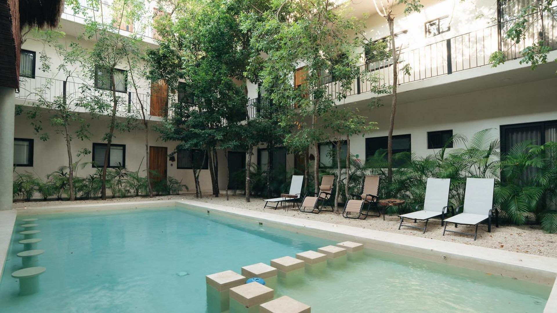 Stylish 3bd3ba In Tulum's Neighborhood Holiday home