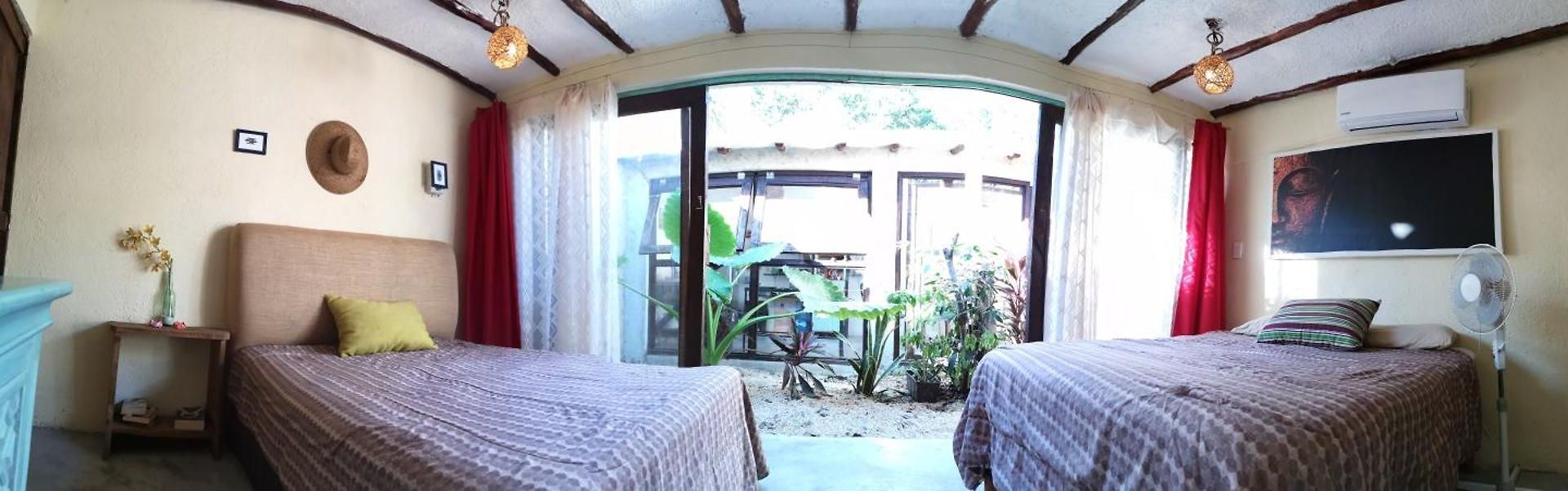 Awa Eco Retreat Tulum Capsule hotel
