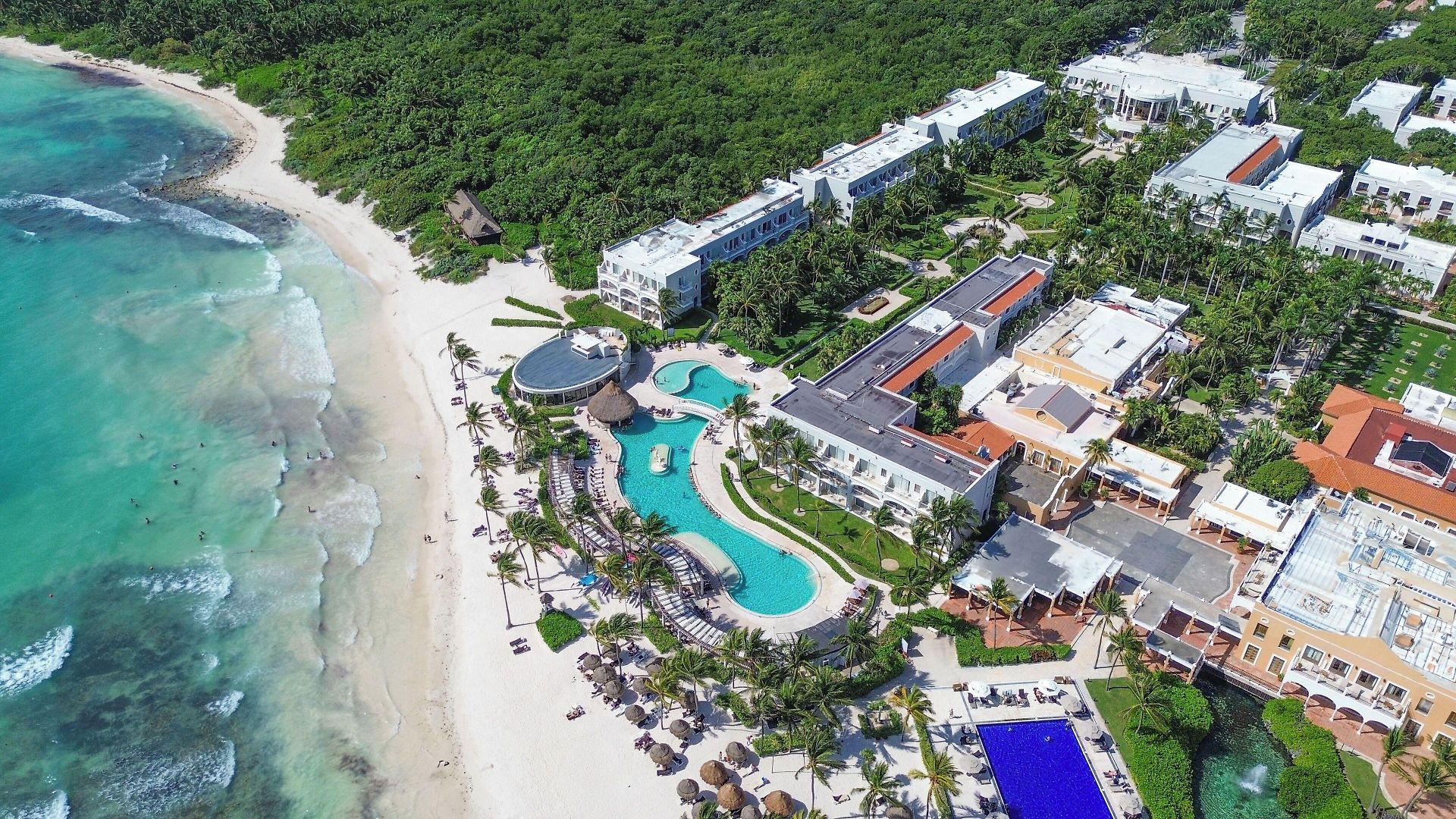 Dreams & Resort