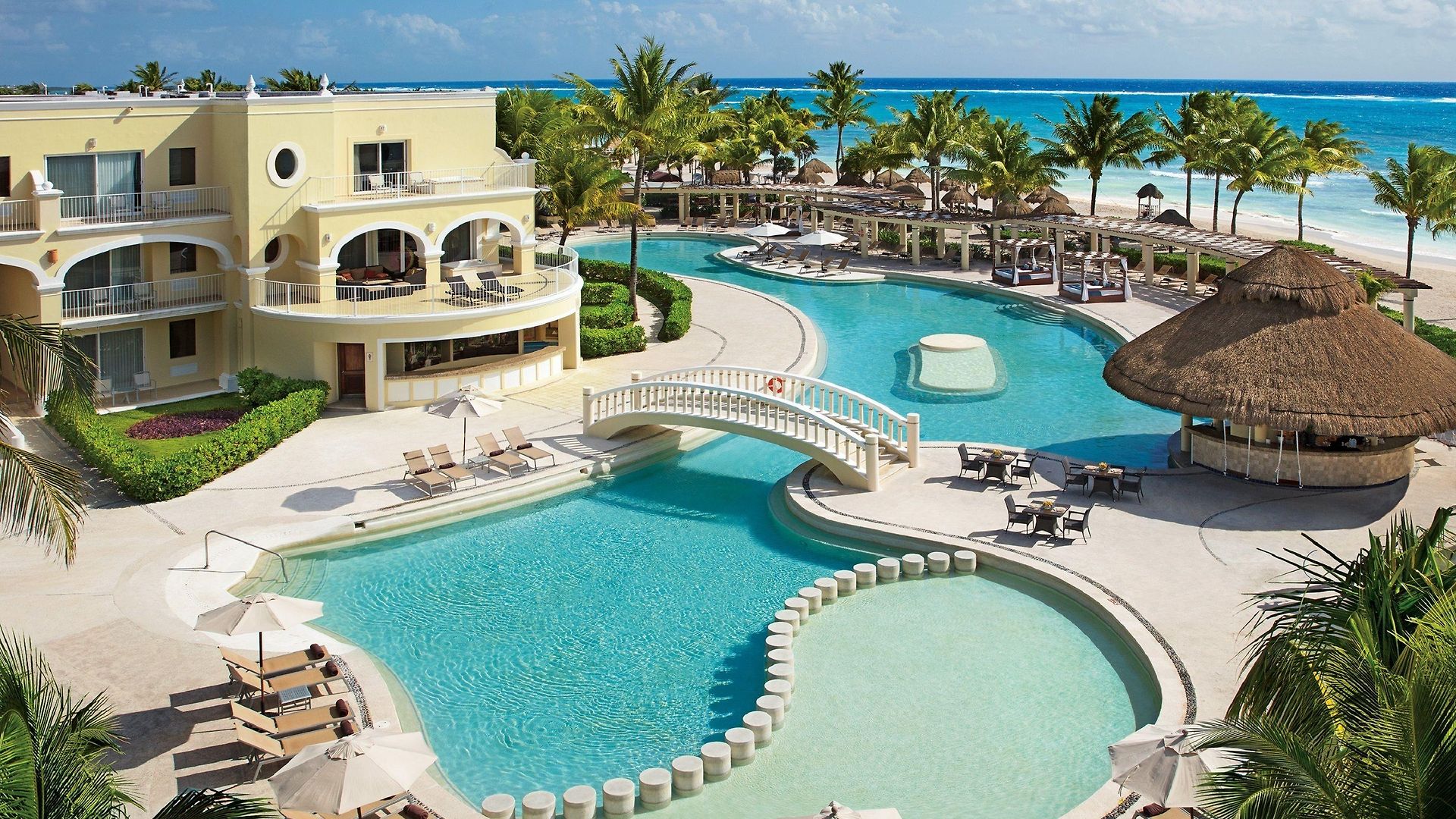 Dreams & Resort